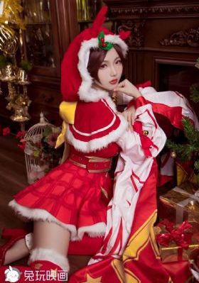 欧美经典晚礼服_BD韩语在线视频播放